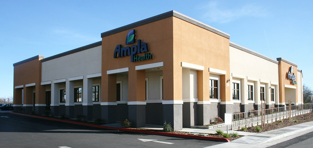 Ampla health care center lindhurst